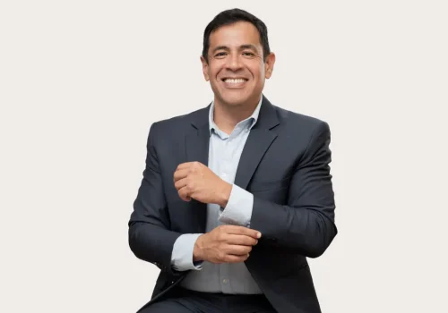 Dr. Jorge Saldaña